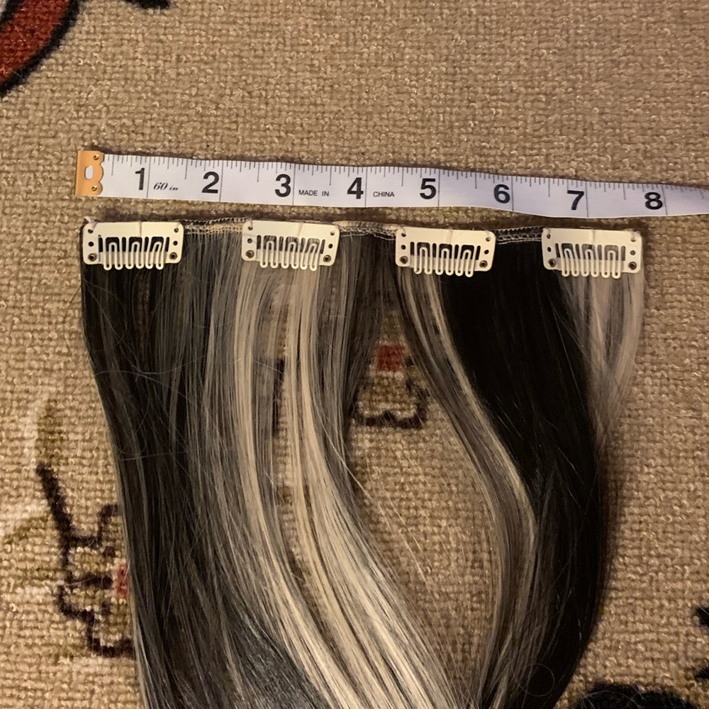 Stylish Synthetic 26” Black/Blonde 8pc Weft Extension Set